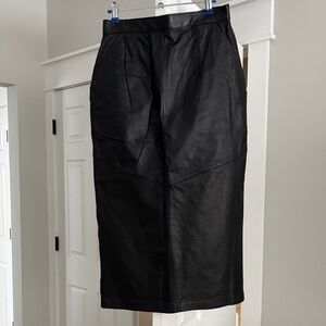 Lord & Taylor Black Pencil Skirt